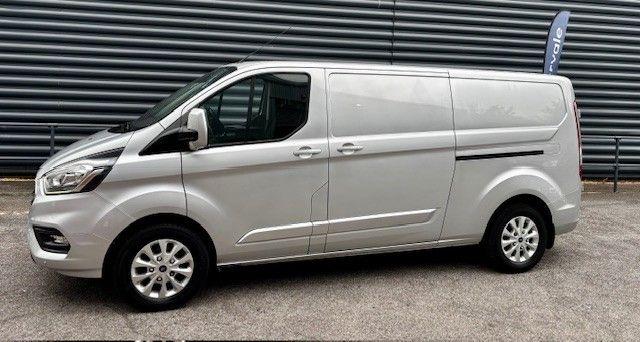 Ford Transit Custom image 4